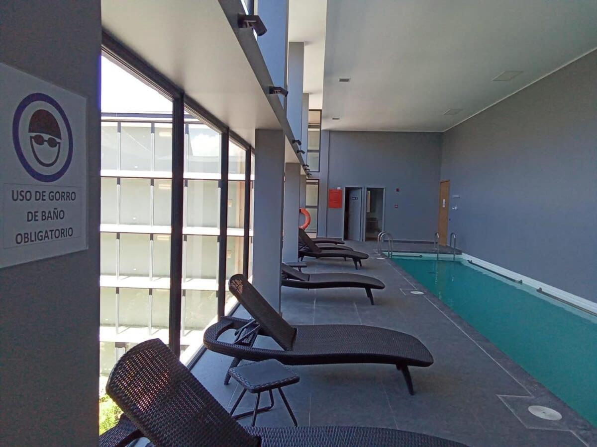 Comodo Depto, En Gran Terraza Y Parking Servicio Hom